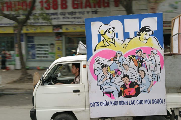 Tuyên truyền phòng chống lao. Ảnh: Trần Minh